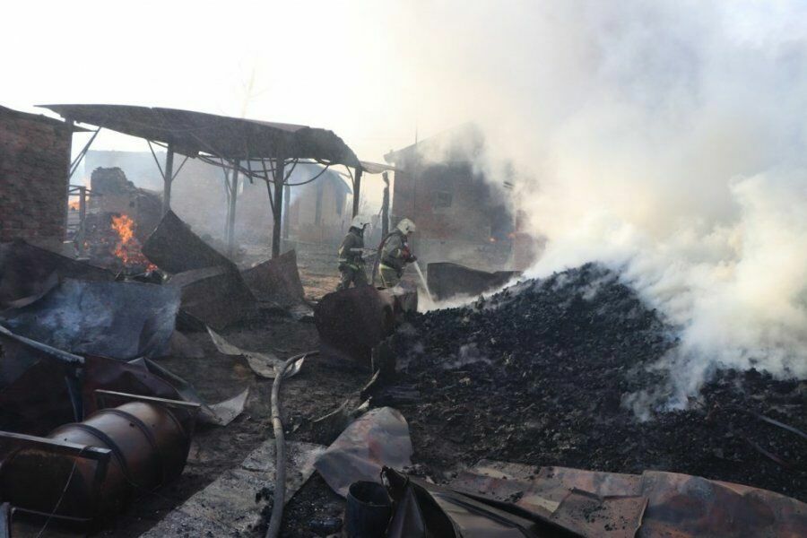 Природный пожар уничтожил 16 домов в тамбовском селе