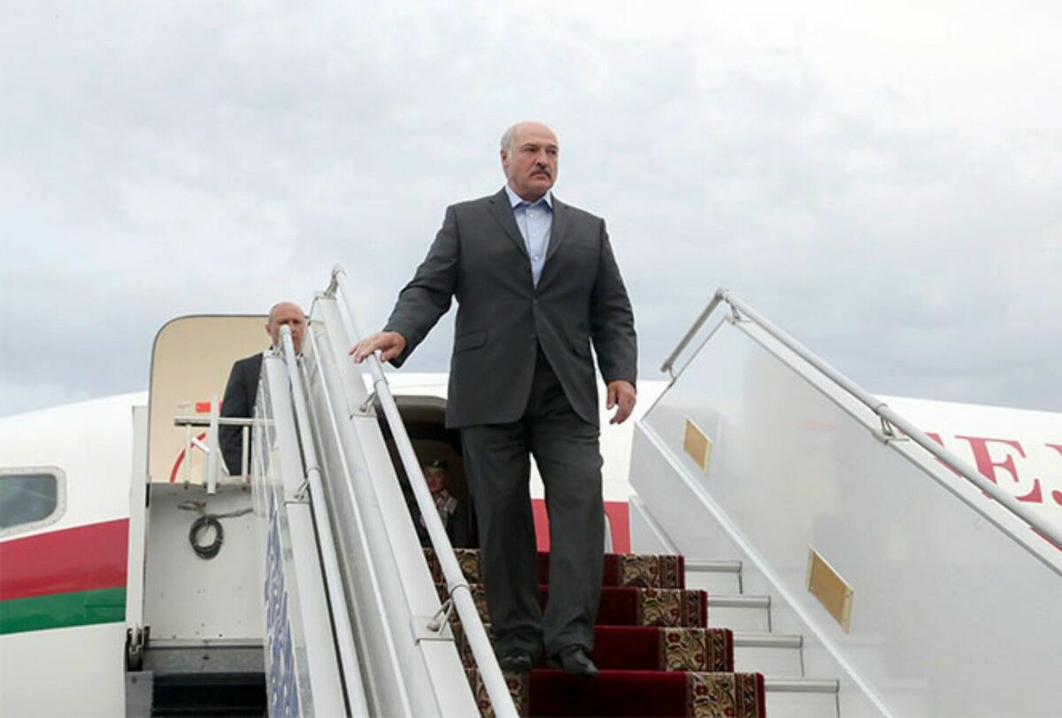 Немецкий профсоюз потребовал отставки Лукашенко и отказался обслуживать его самолет