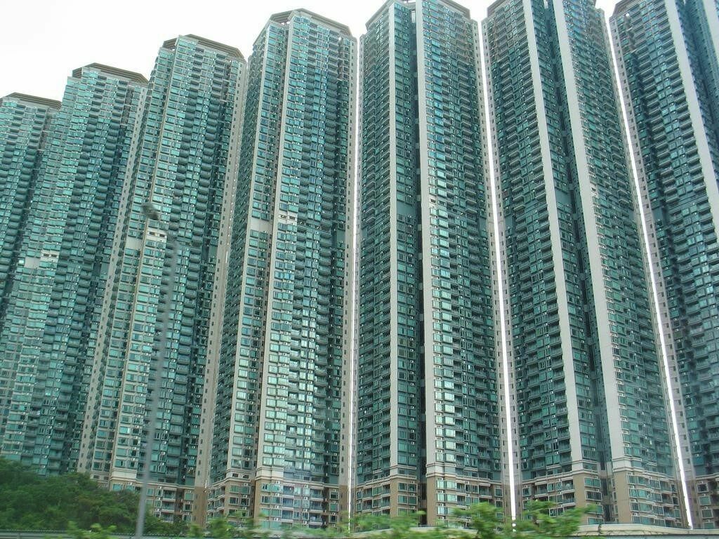 А это - "мечта" московских строителей - человейники в Гонконге 