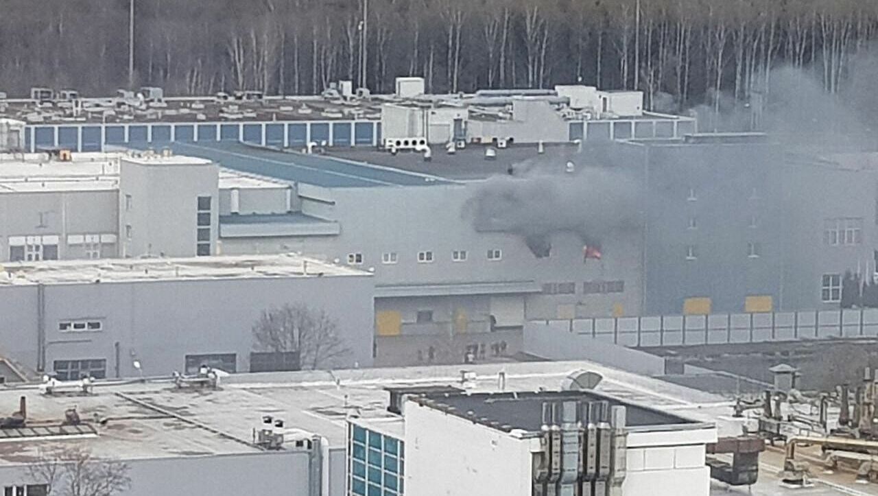 В Зеленограде загорелся завод электроники «Квант» (ВИДЕО)