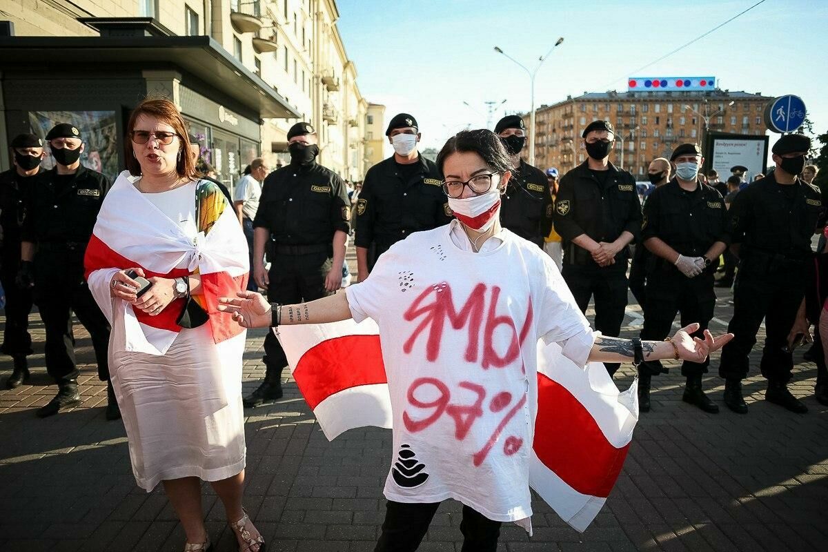 Протестующие на улицах Минска