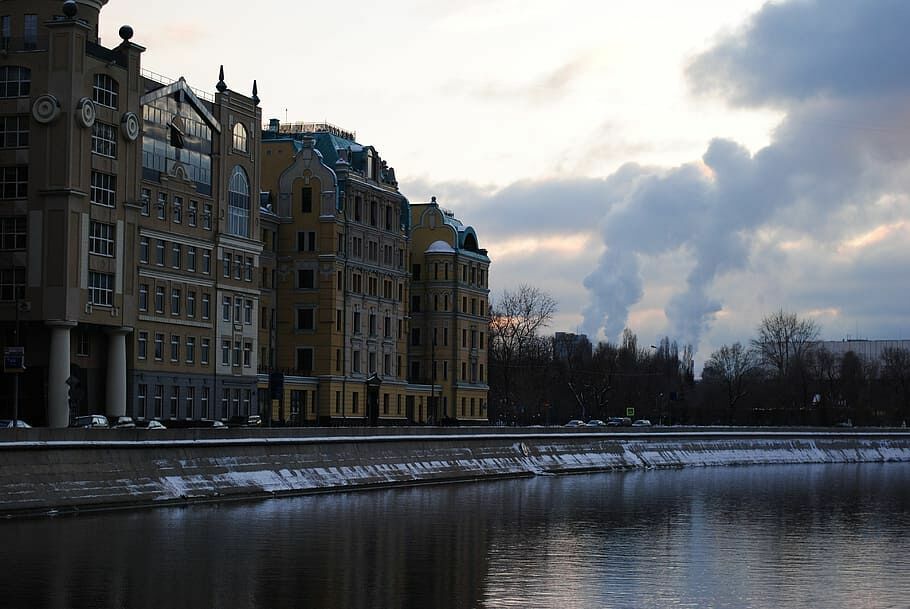 В Москве выполнят капитальный ремонт 1,4 тысяч фасадов домов