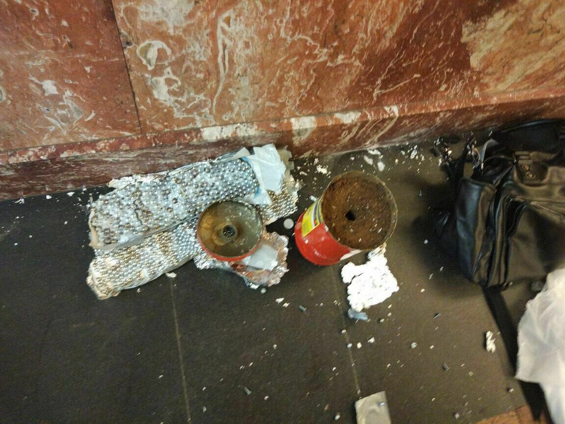 Предположительно такая бомба взорвалась в метро 