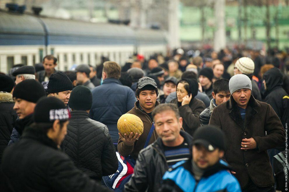 СМИ сообщили о массовых погромах мигрантов в Якутии