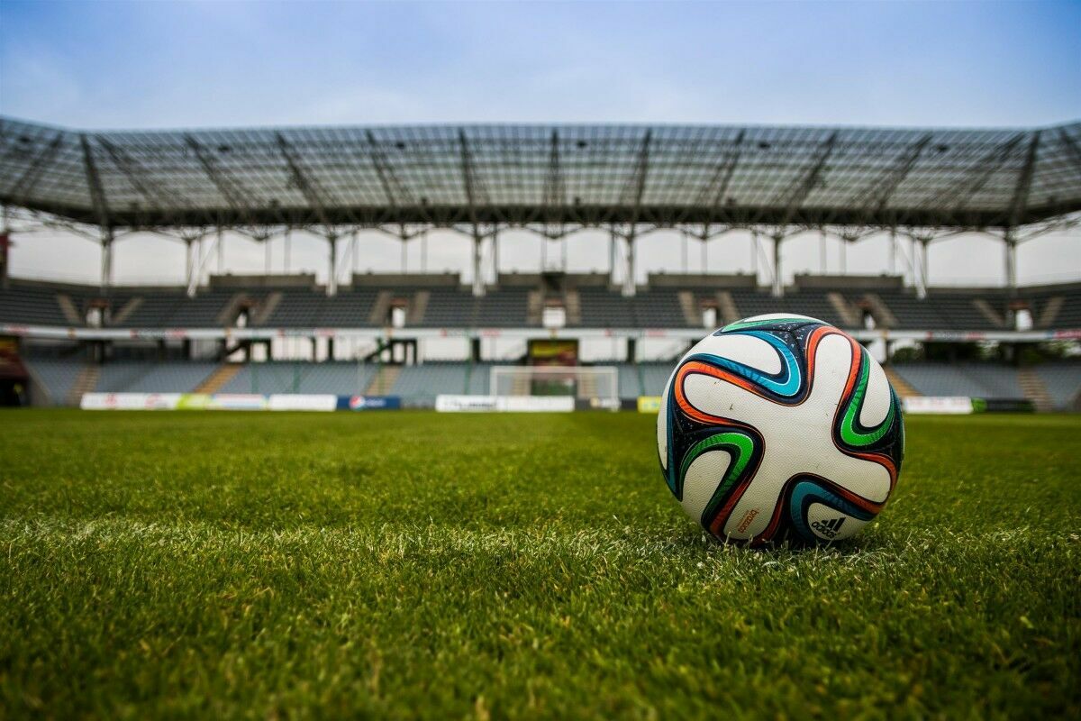УЕФА презентовал официальный мяч финала Лиги чемпионов
