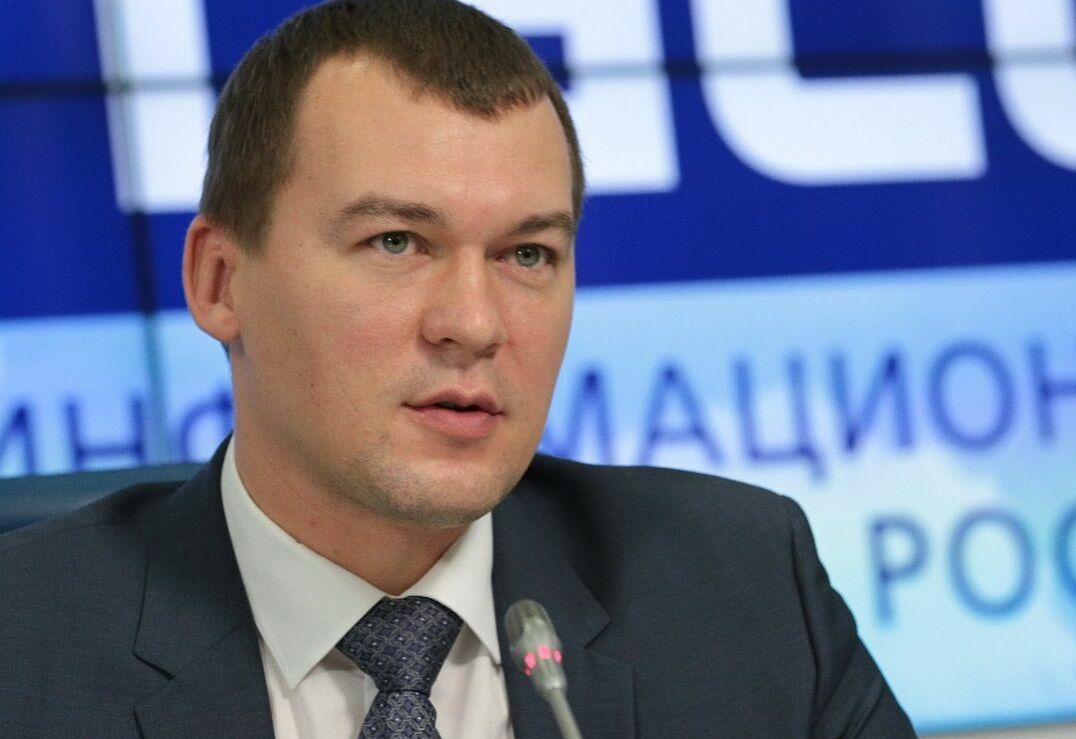 Михаил Дегтярев не стал говорить с протестующими в Хабаровске