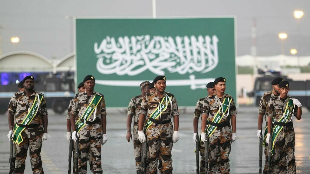 Военнослужащие Саудовской Аравии накануне учений.