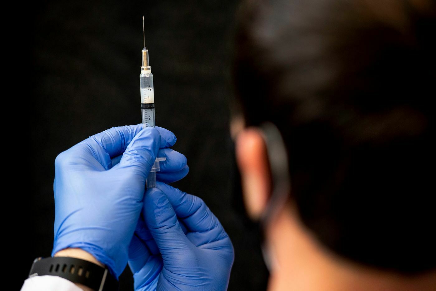 ВОЗ: к 2022 году мир столкнется с острым дефицитом шприцев для вакцинации