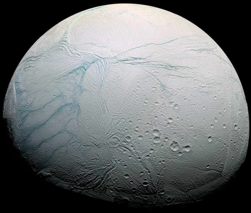 На спутнике Сатурна нашли колыбель инопланетной жизни