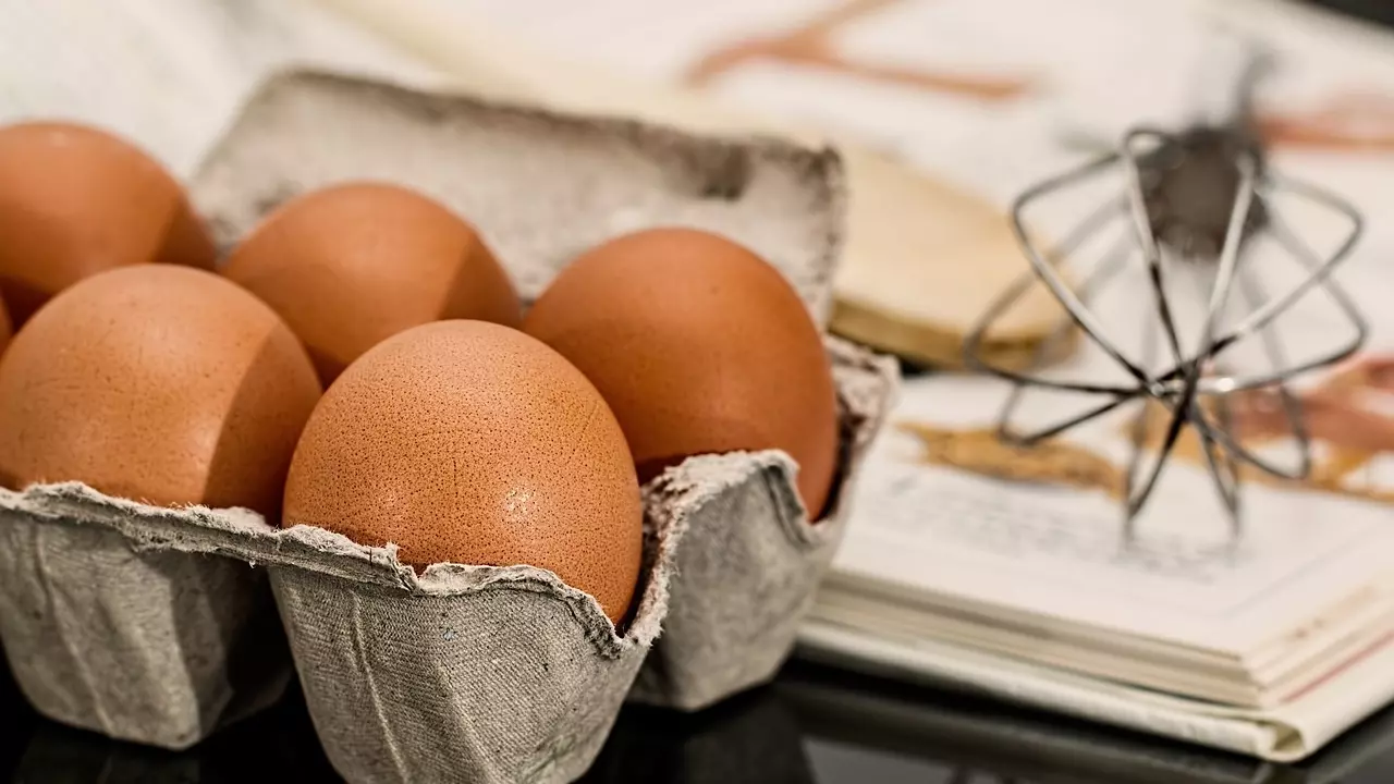 Ученые проверили теорию о том, что употребление куриных яиц повышает уровень холестерина