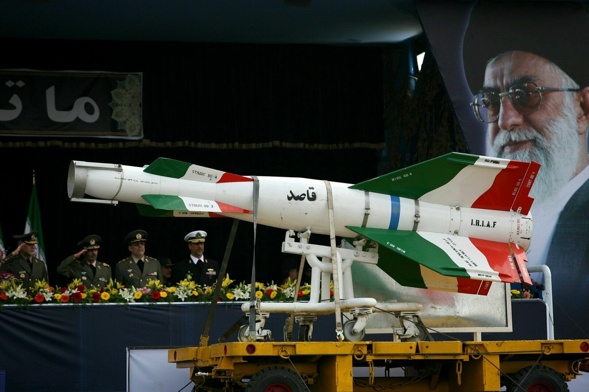 Иран собирается отправить в космос своего пилота