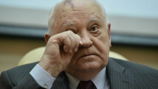 Михаилу Горбачеву запретили  летать на самолетах