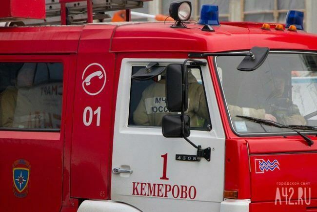 Мать с двумя детьми погибла при пожаре в Кемерово