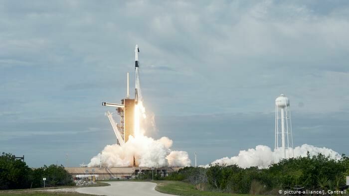 После испытаний SpaceX доказала, что астронавты смогут выжить при взрыве ракеты