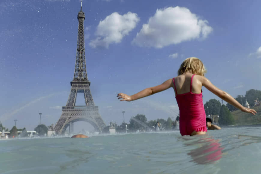 Как в Сахаре: в Париже побит абсолютный температурный рекорд