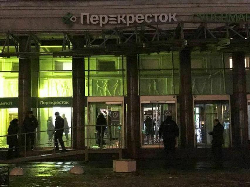 Пострадавшим при взрыве в «Перекрестке» выплатят по 300 тысяч рублей