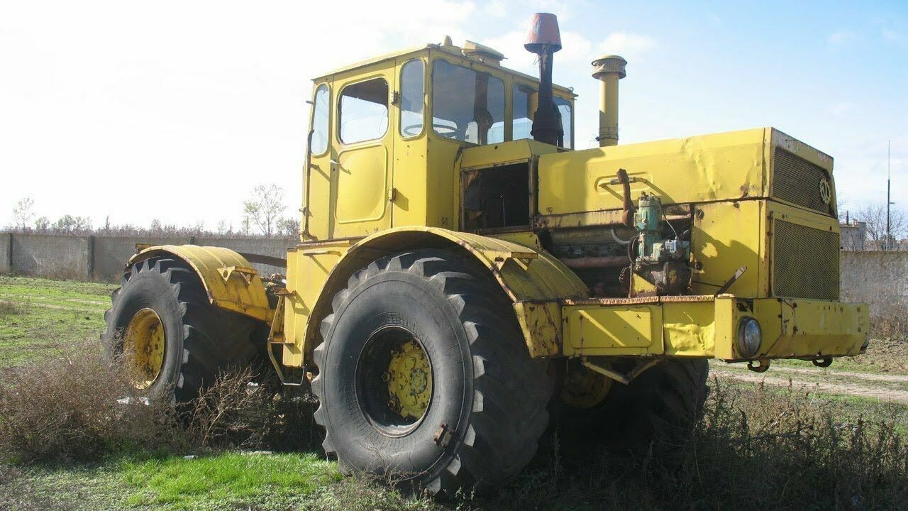 Самый большой и самый бесполезный: зачем СССР выпускал трактор К-700
