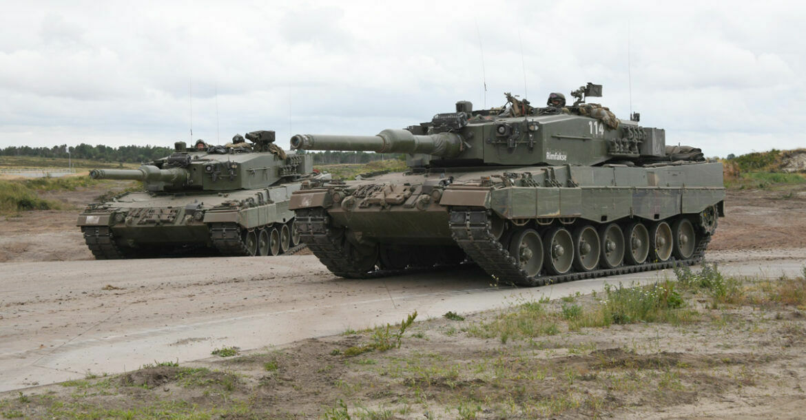 Испания передаст Украине 40 подержанных "Леопардов" и зенитную батарею