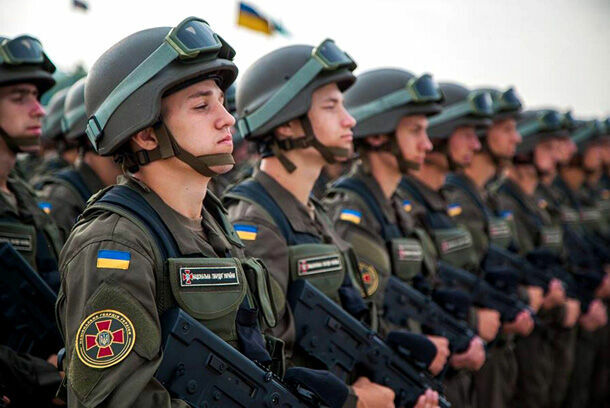 В армии Украины отменяют приветствие "Здравствуйте, товарищи!"
