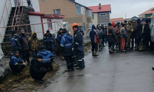 На Курилах строители начали забастовку из-за долгов по зарплате