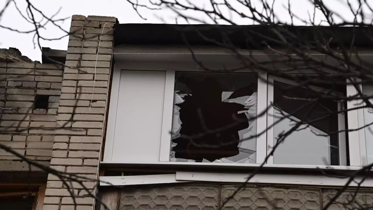 На Харьковской горе в результате атаки ВСУ беспилотником поврежден жилой многоквартирный дом.