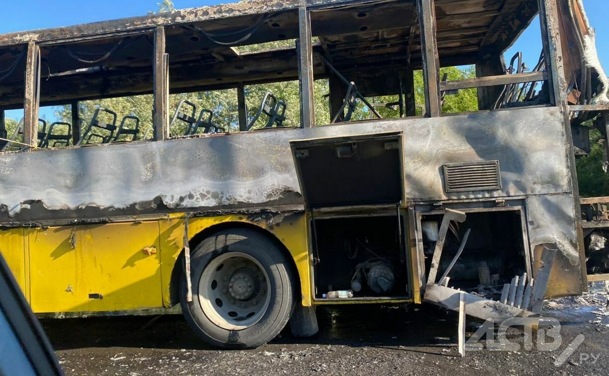 Губернатор Лимаренко из-за сгоревшего автобуса поручил проверить весь транспорт