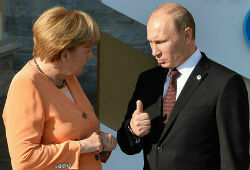 Меркель попросила Путина помочь освободить представителей ОБСЕ