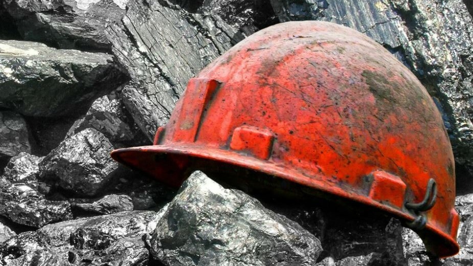 Пожар на шахте в Кузбассе: под землей находятся 250 горняков