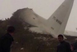 Трехдневный траур в Алжире: в результате авиакатастрофы погибли 77 человек