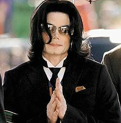 Майкла Джексона «убил» его лечащий врач