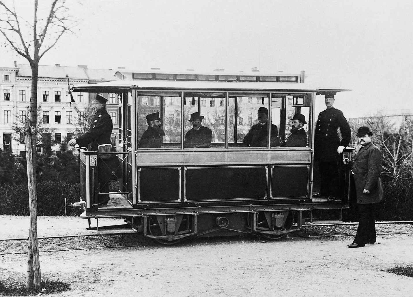 Первый электрический трамвай: триумф и поражение Пироцкого