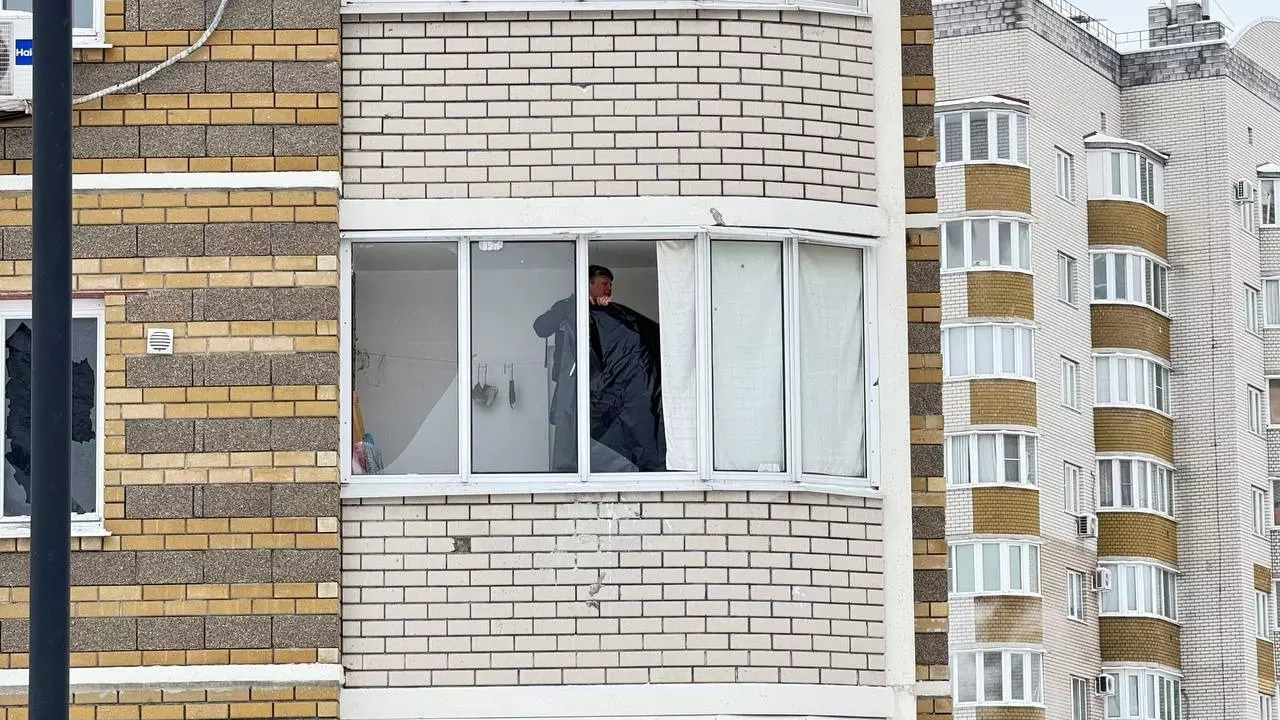 Последствия атаки на Белгород: во многих домах выбиты стекла.