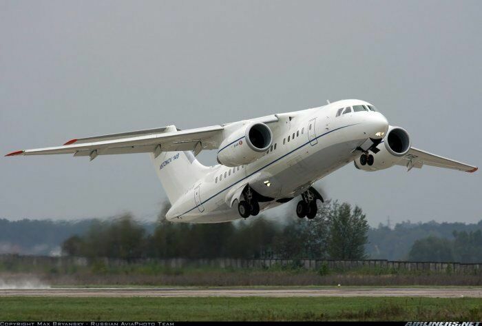 В Саратове экстренно сел Ан-148 с 70 пассажирами на борту