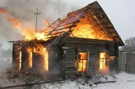 Во время пожара в деревянном доме под Владимиром сгорело 4 детей