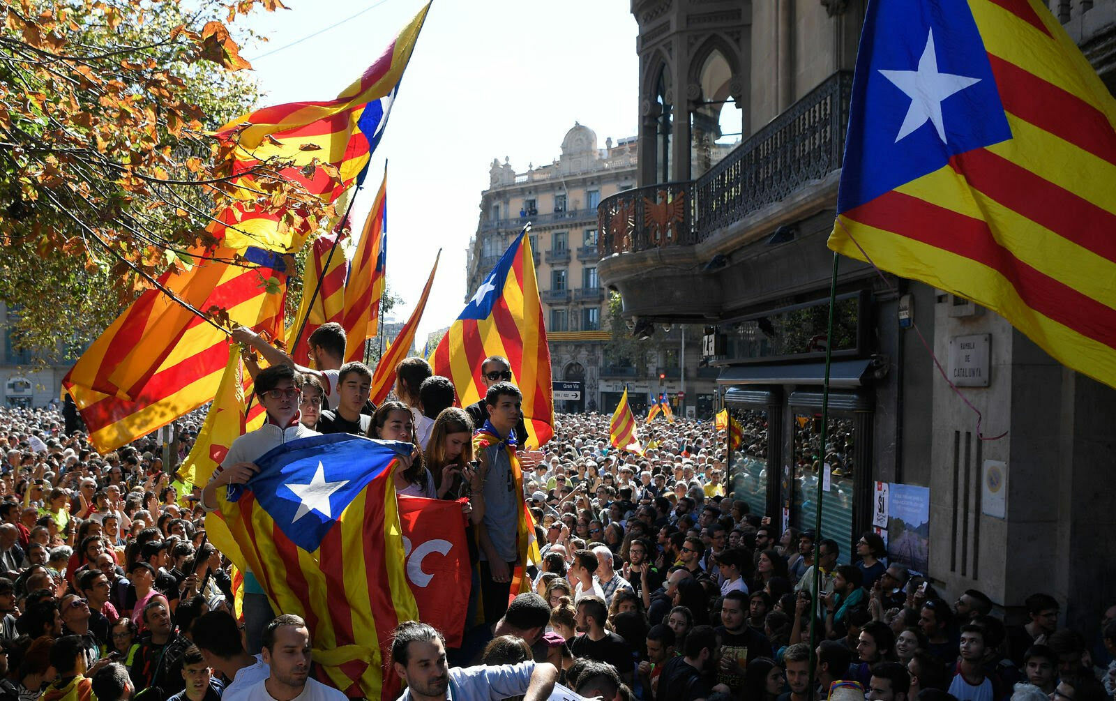 Испанский цугцванг: Мадрид поставил ультиматум Каталонии