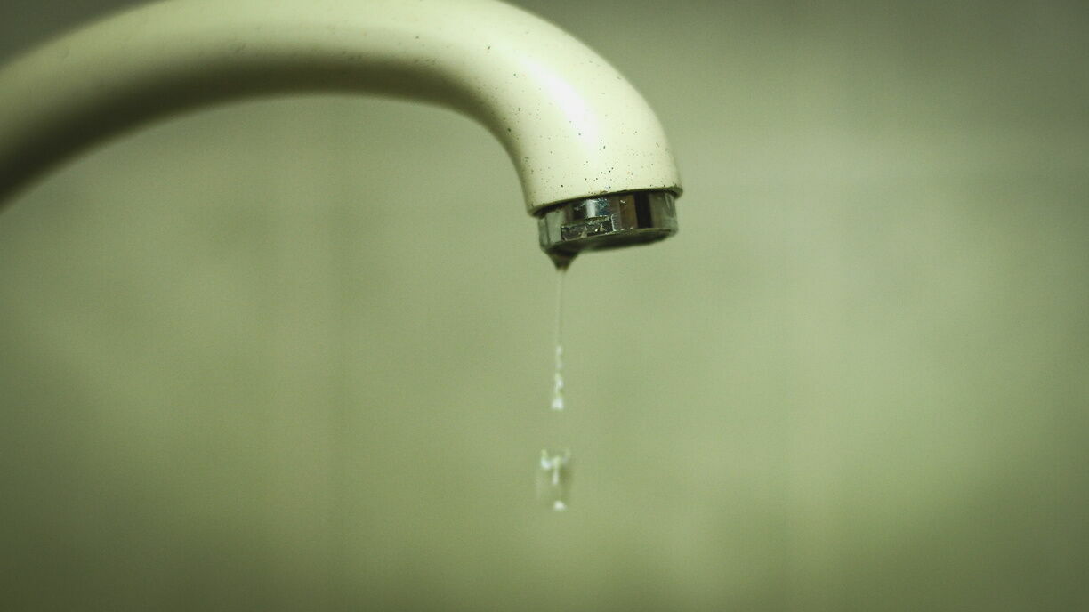 Время подачи воды в Алуште сократили до пяти часов