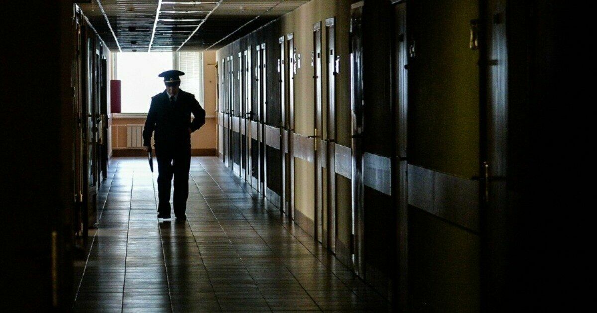 Около половины силовиков, осужденных за пытки, получили условные сроки