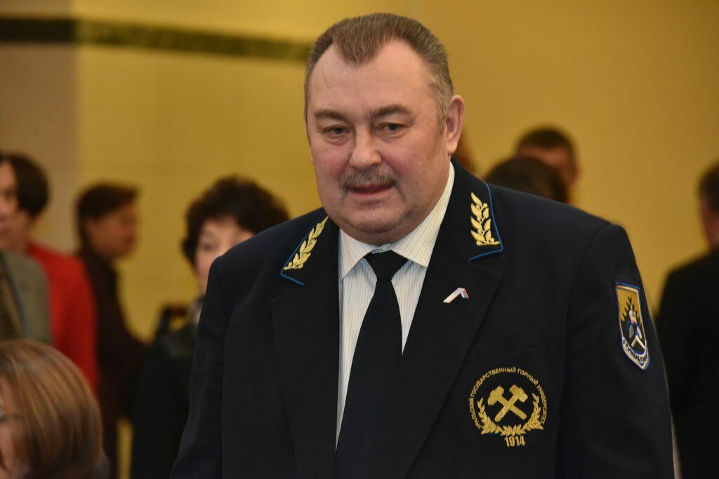 Уральский депутат предложил подумать о «мере медицинской помощи"