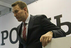 Навальный отверг обвинения СКР в незаконном получении статуса адвоката