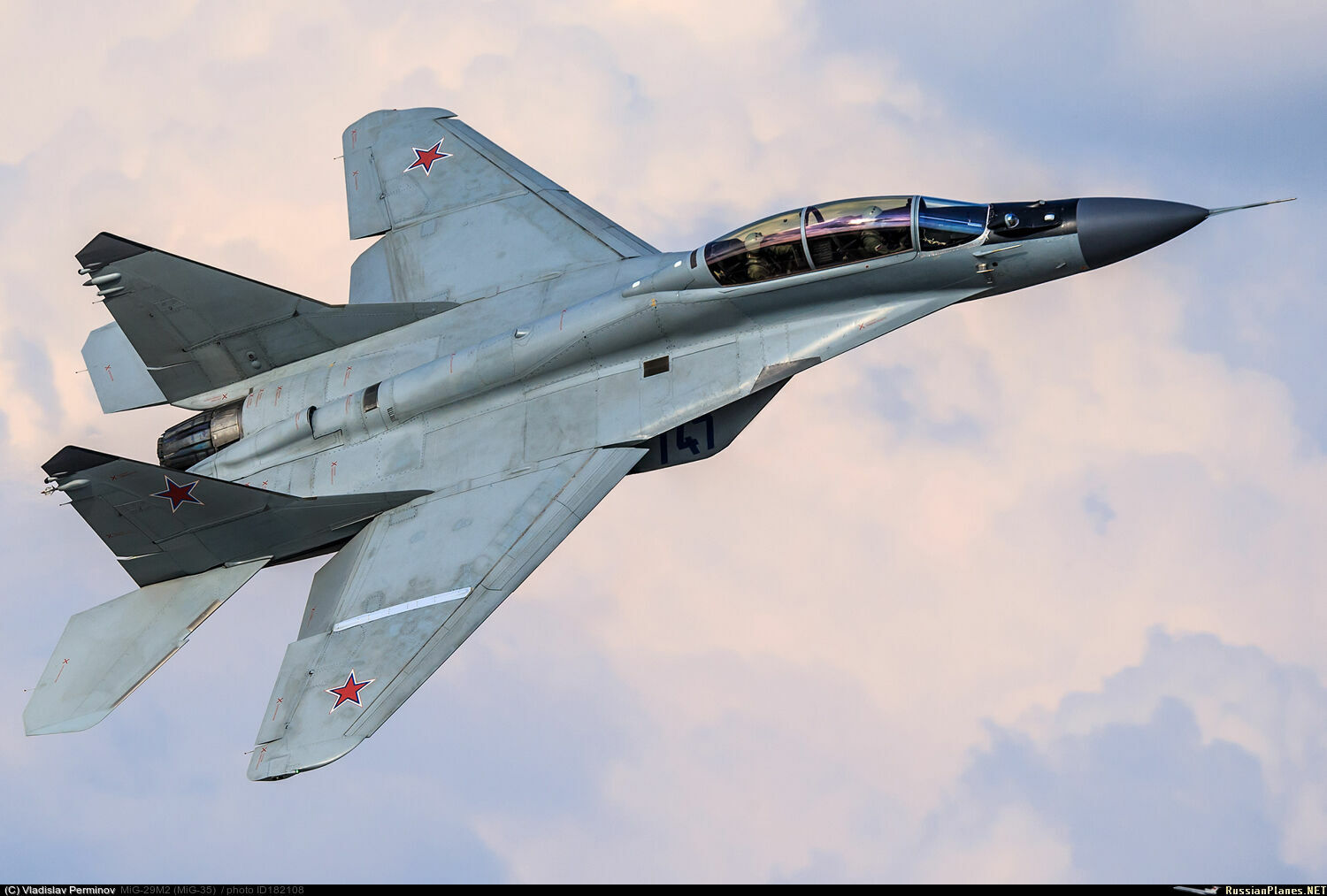 Алжир получил первую партию российских истребителей МиГ-29М