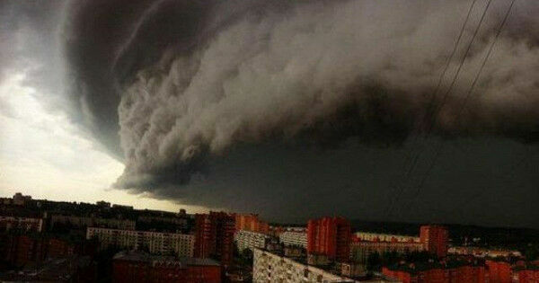 Москвичей предупредили об угрозе ураганов