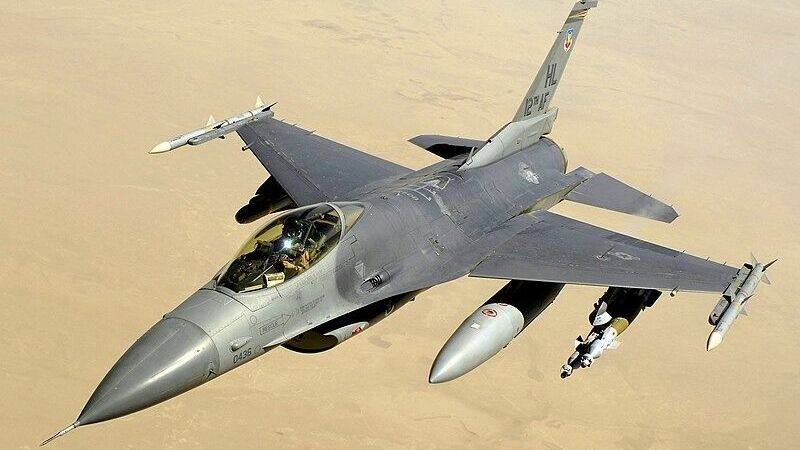 Пентагон: США понадобится полтора года для поставок Киеву F-16