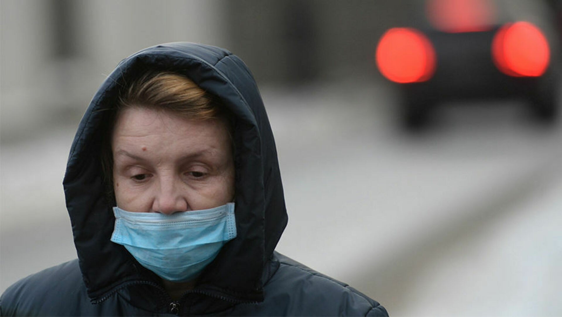 Россия грипп сегодня. Грустный человек в маске. Эпидемия гриппа. Эпидемия гриппа картинки. Эпидемия ОРВИ.