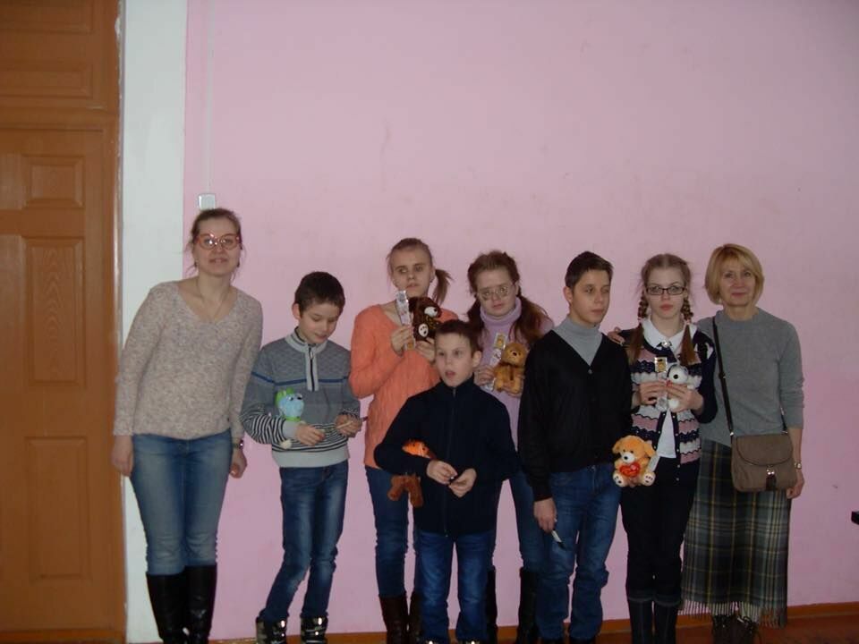  Делегация  "Школы-интерната для слабовидящих и слепых детей" из города Трубчевска
