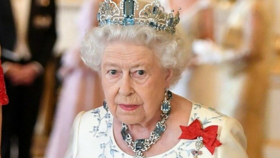 У королевы Великобритании Елизаветы II выявлен коронавирус