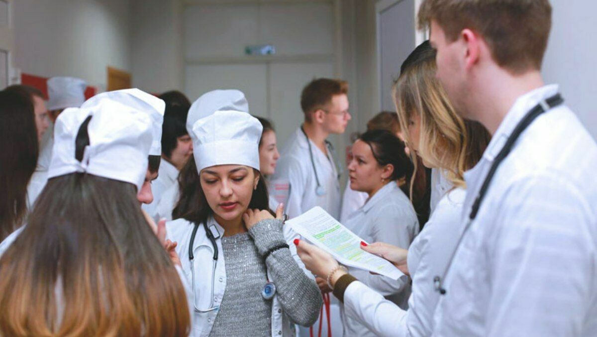 За работу с больными коронавирусом студентам-медикам заплатят более 100 тысяч рублей