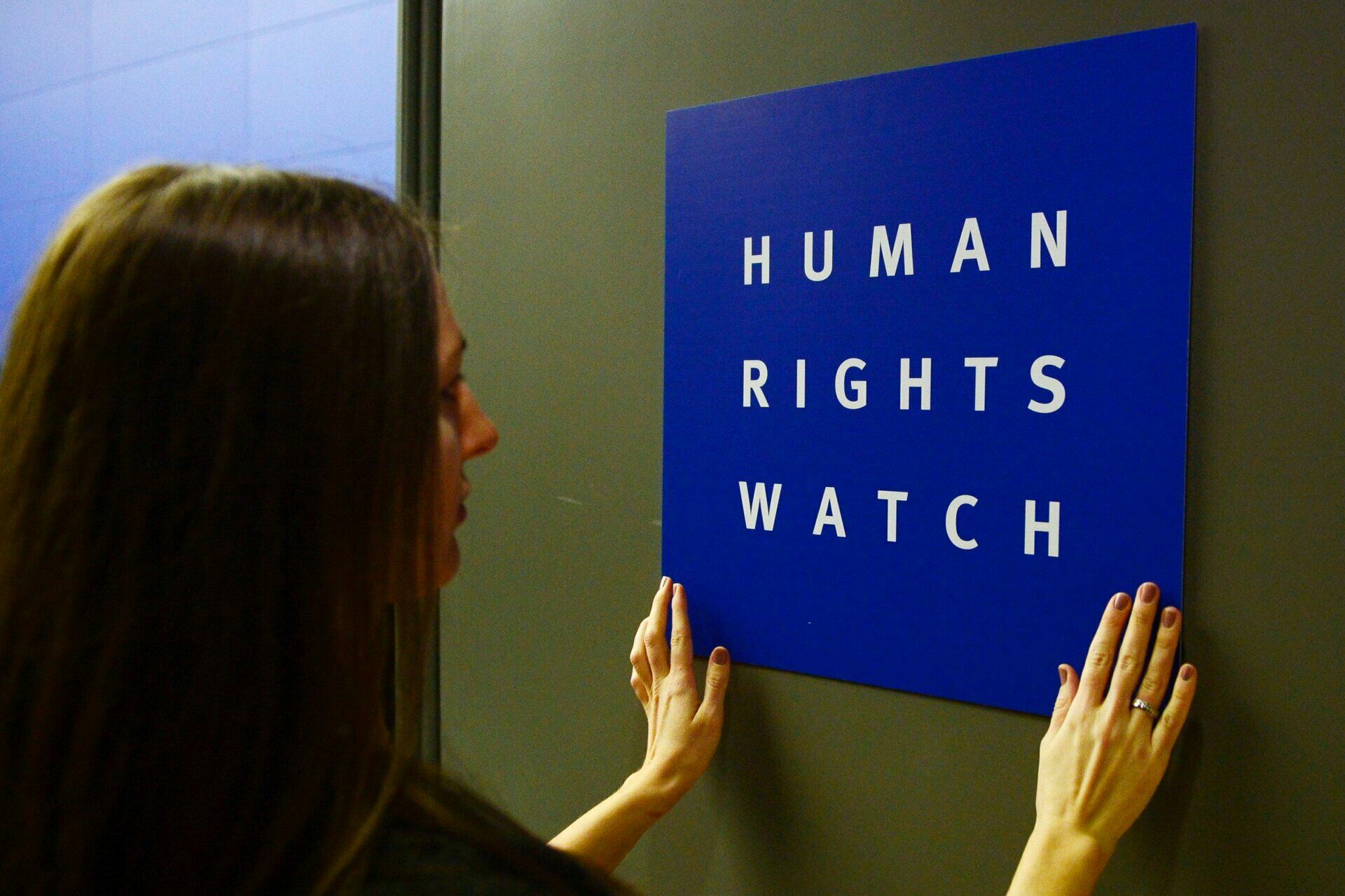 Human Rights Watch и Amnesty Int. продолжат работать в РФ, несмотря на ограничения