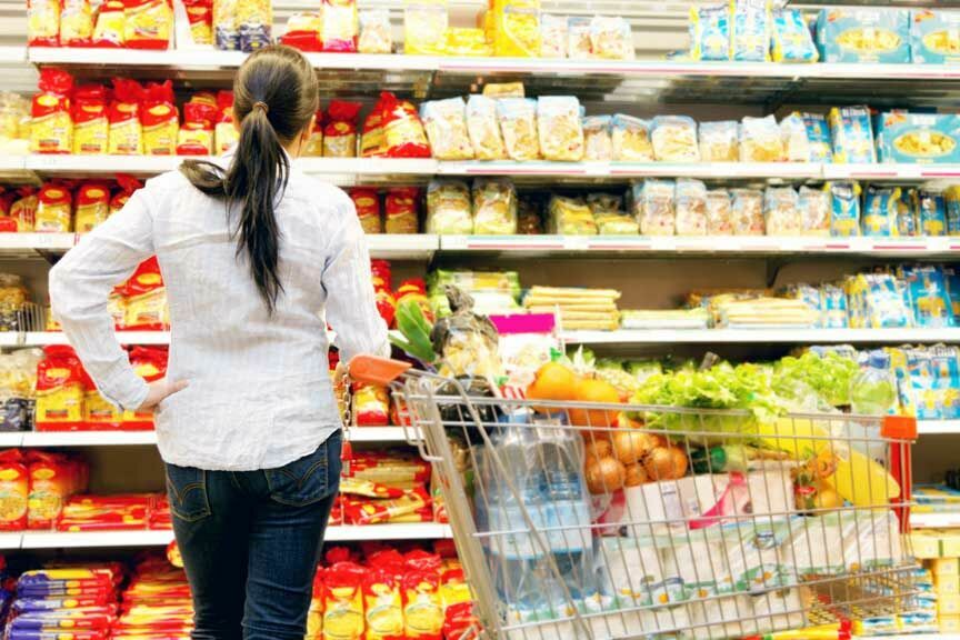 Около четверти россиян вынуждены экономить на продуктах питания