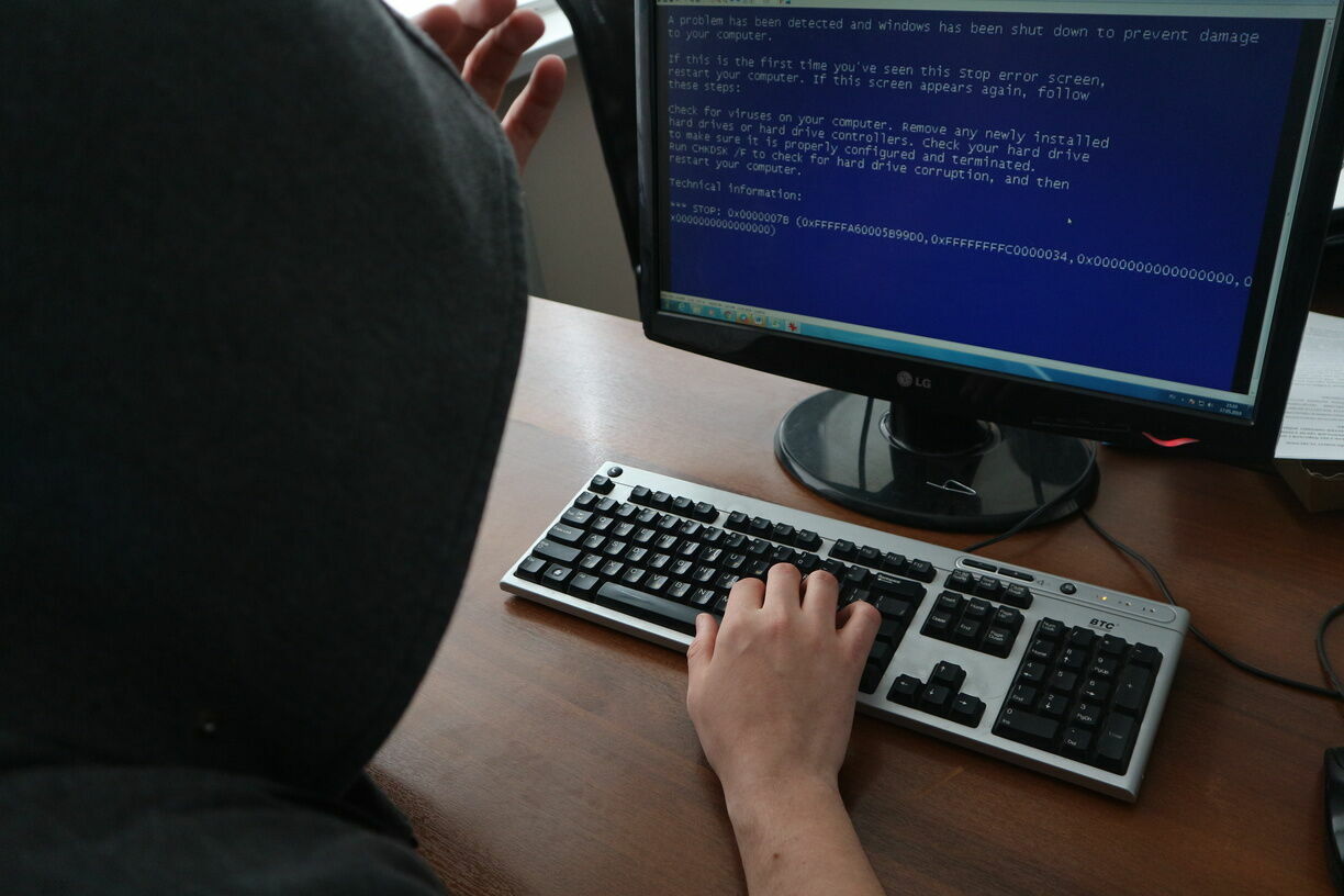С конца февраля хакеры украли данные 65 млн россиян