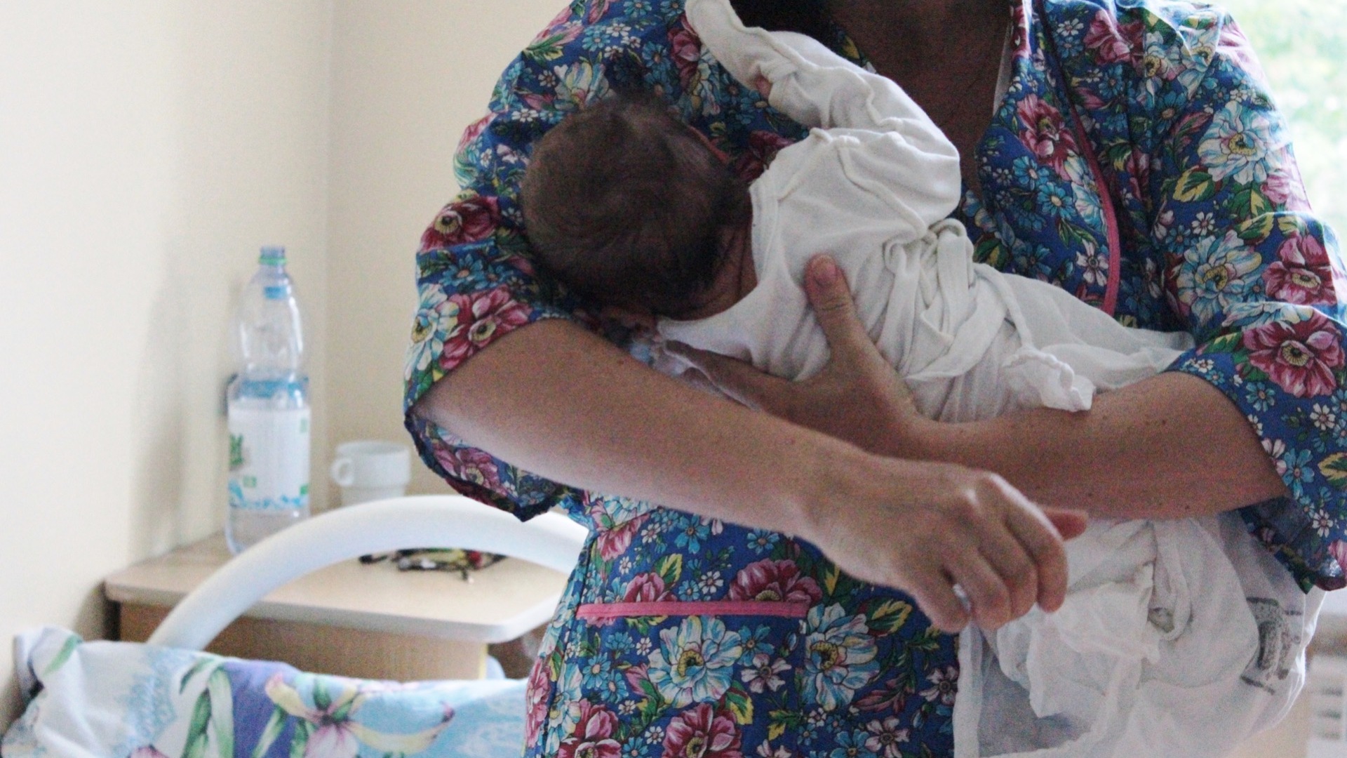 Главе Минздрава Мурашко жестко ответили — должна ли «баба рожать» или работать